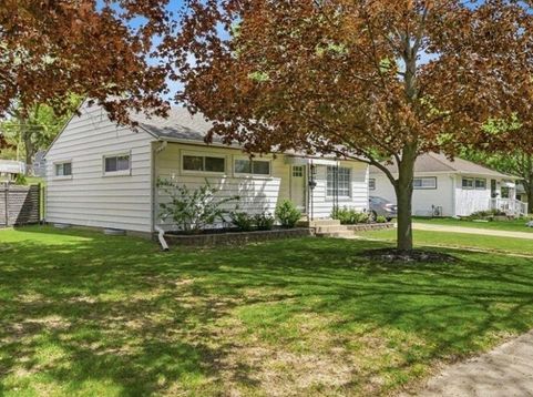 Main Photo