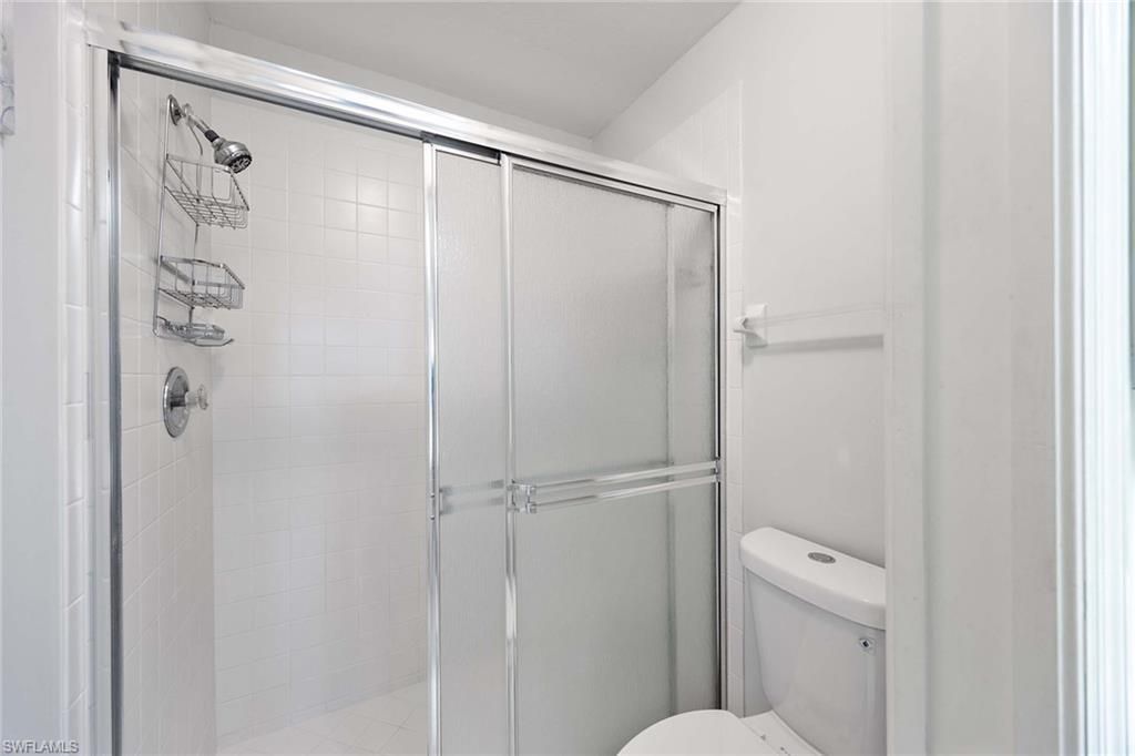 822 Gulf Pavillion Dr, Unit 202, Naples, FL 34108 Photo