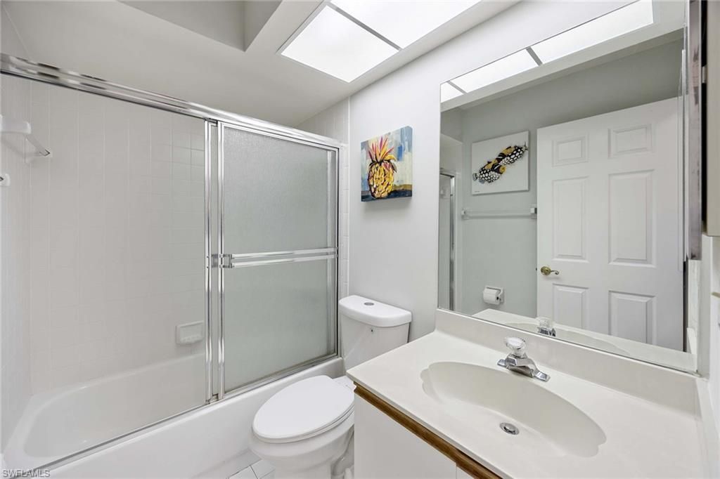 822 Gulf Pavillion Dr, Unit 202, Naples, FL 34108 Photo
