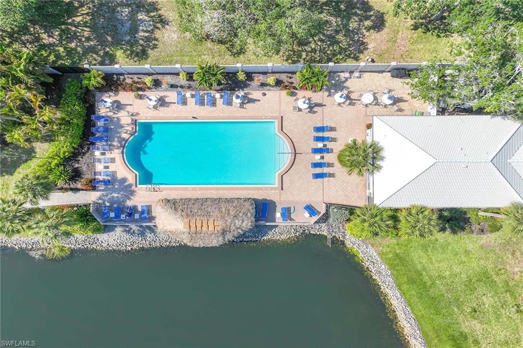 822 Gulf Pavillion Dr, Unit 202, Naples, FL 34108 Photo