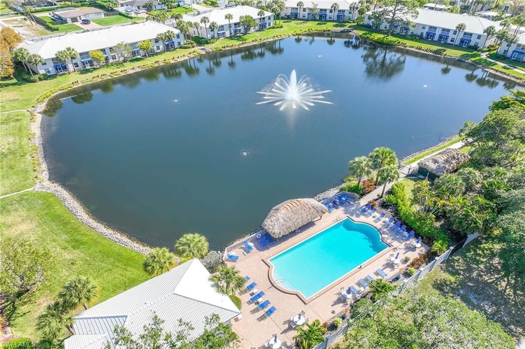 822 Gulf Pavillion Dr, Unit 202, Naples, FL 34108 Photo