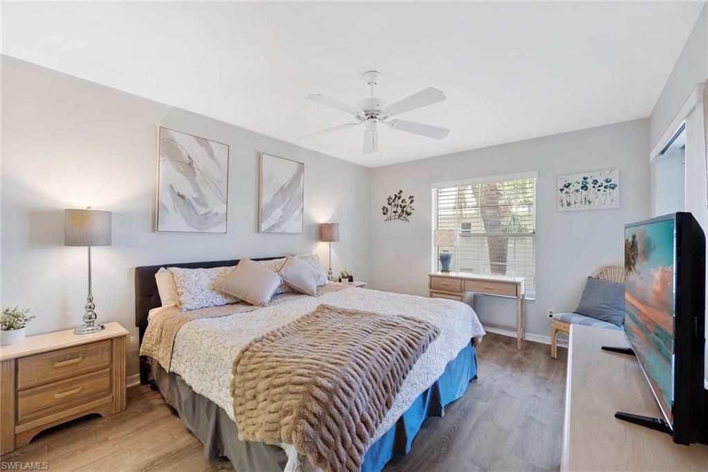 822 Gulf Pavillion Dr, Unit 202, Naples, FL 34108 Photo