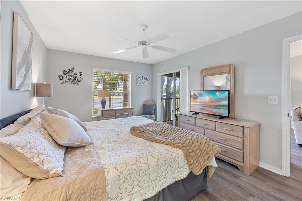 822 Gulf Pavillion Dr, Unit 202, Naples, FL 34108 Photo