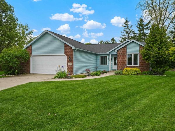 728 PELLSTON Court, Fort Wayne, IN 46825