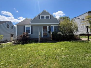 9316 Alexander Road, Garfield Heights, OH 44125