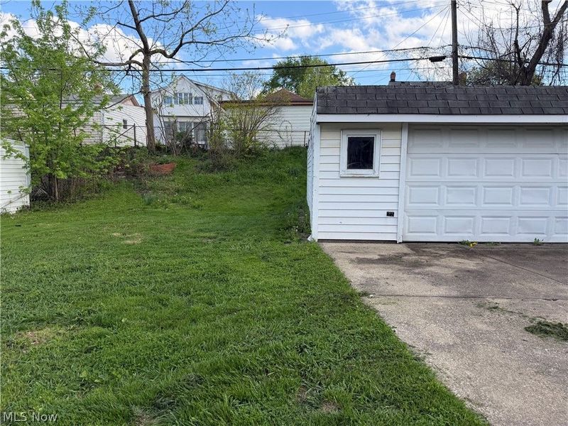 9316 Alexander Road, Garfield Heights, OH 44125 Photo 16