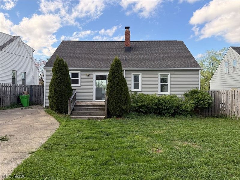 9316 Alexander Road, Garfield Heights, OH 44125 Photo 18