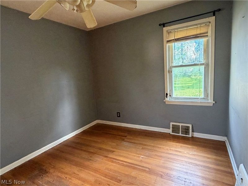 9316 Alexander Road, Garfield Heights, OH 44125 Photo 8