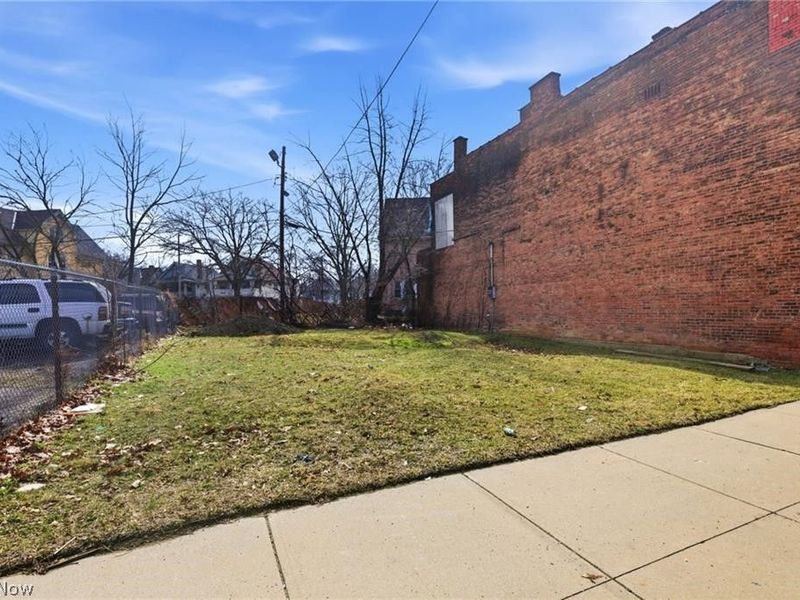 8834 Saint Clair Avenue, Cleveland, OH 44108 Photo 4