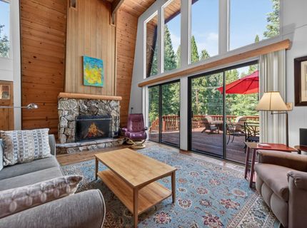 1327 Peninsula Drive, Lake Almanor, CA 96137 Photo