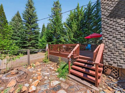 1327 Peninsula Drive, Lake Almanor, CA 96137 Photo