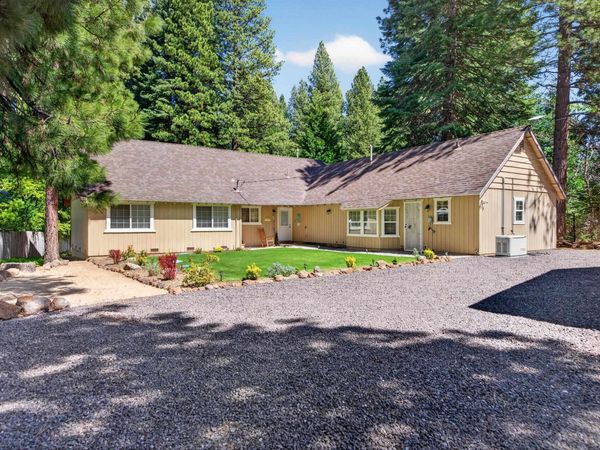 1108 Peninsula Drive, Lake Almanor, CA 96137