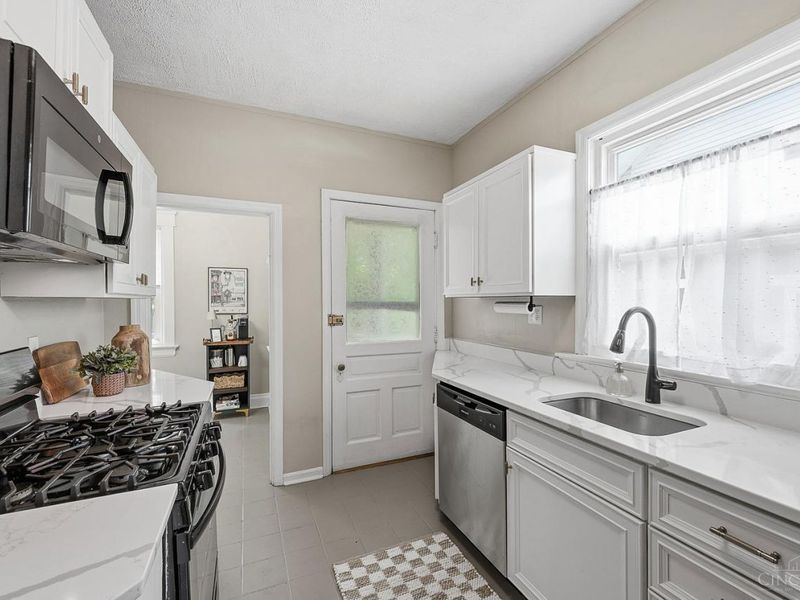 3145 Willis Avenue, Cincinnati, OH 45208 Photo 10