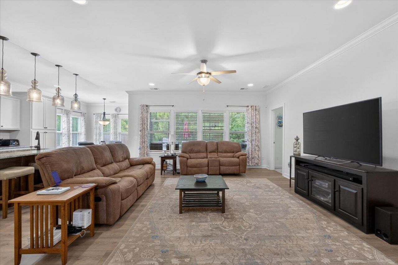 616 Snow Owl Drive Photo 12