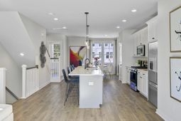 469 Caledon Court photo 4