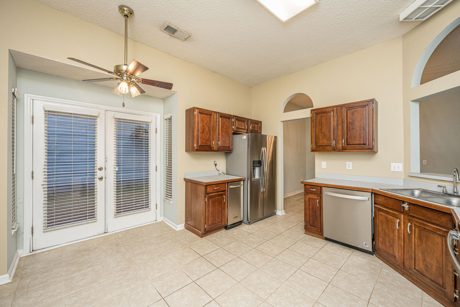 1383 Downsberry Drive Photo 18
