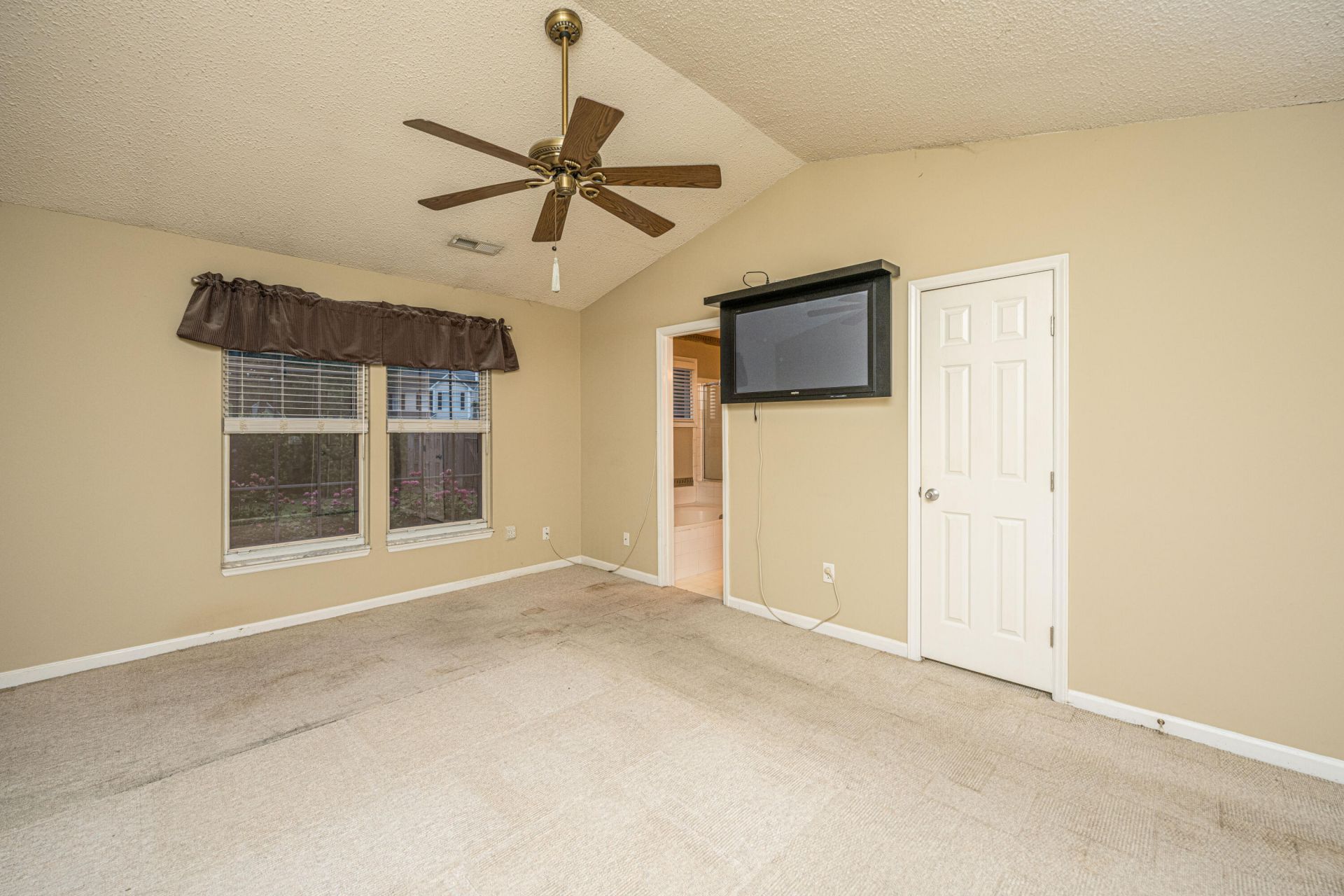 1383 Downsberry Drive Photo 22