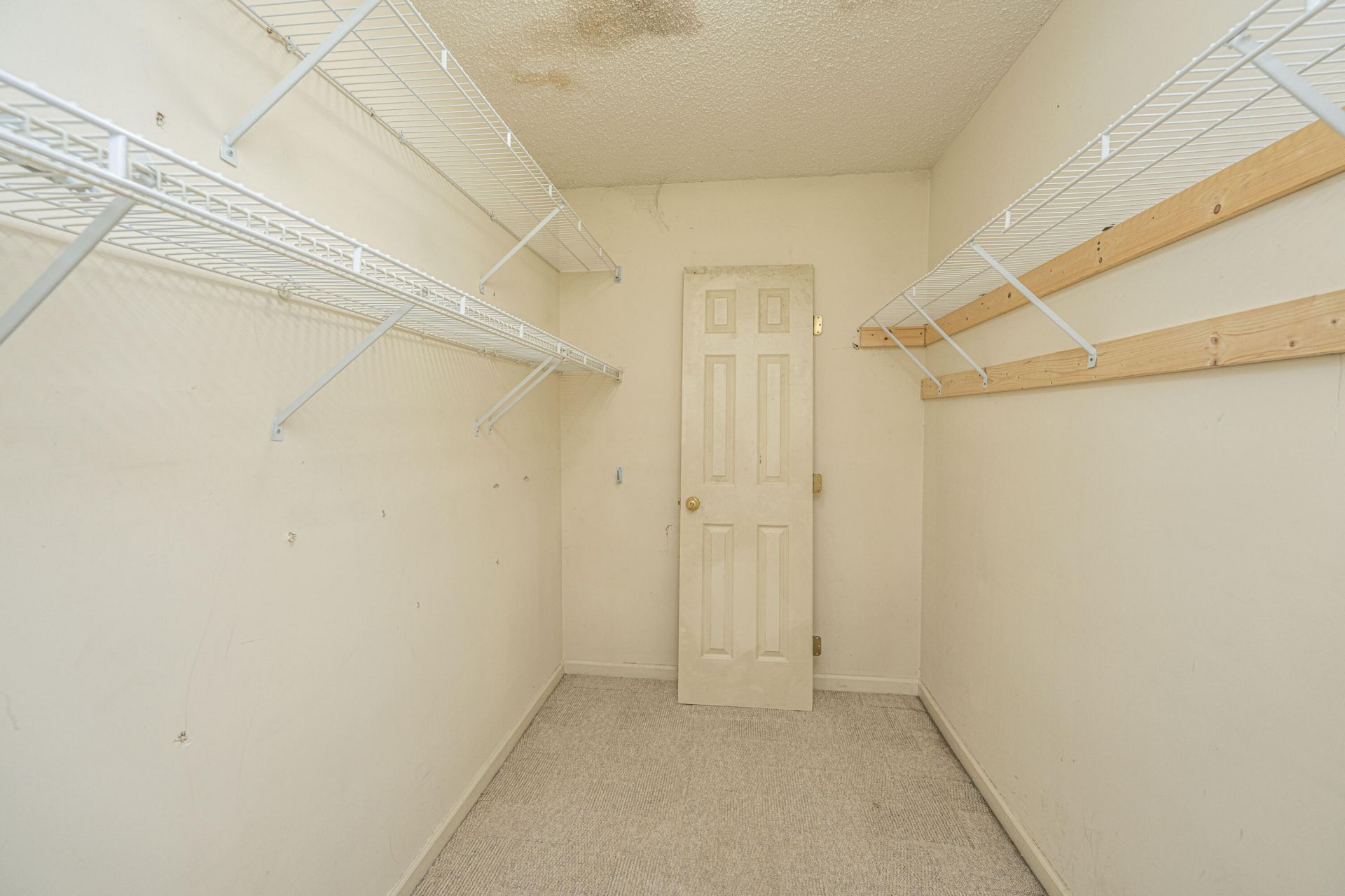 1383 Downsberry Drive Photo 25