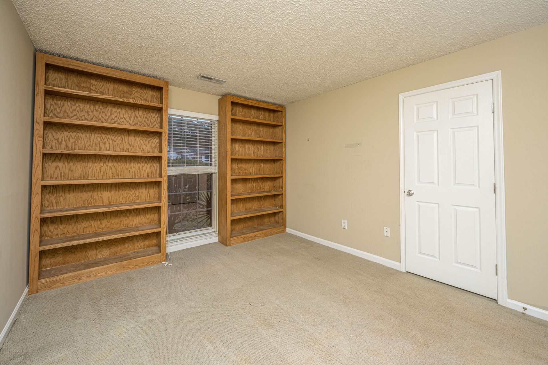 1383 Downsberry Drive Photo 33