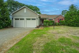 1383 Downsberry Drive photo 4