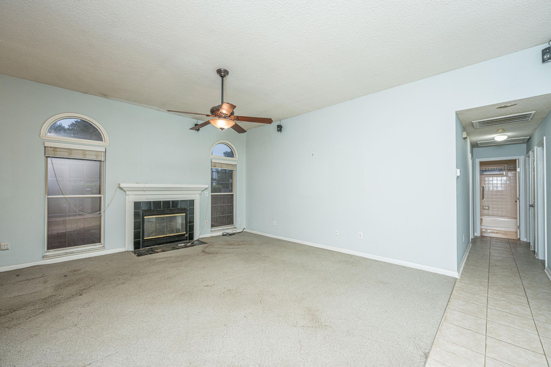 1383 Downsberry Drive Photo 7