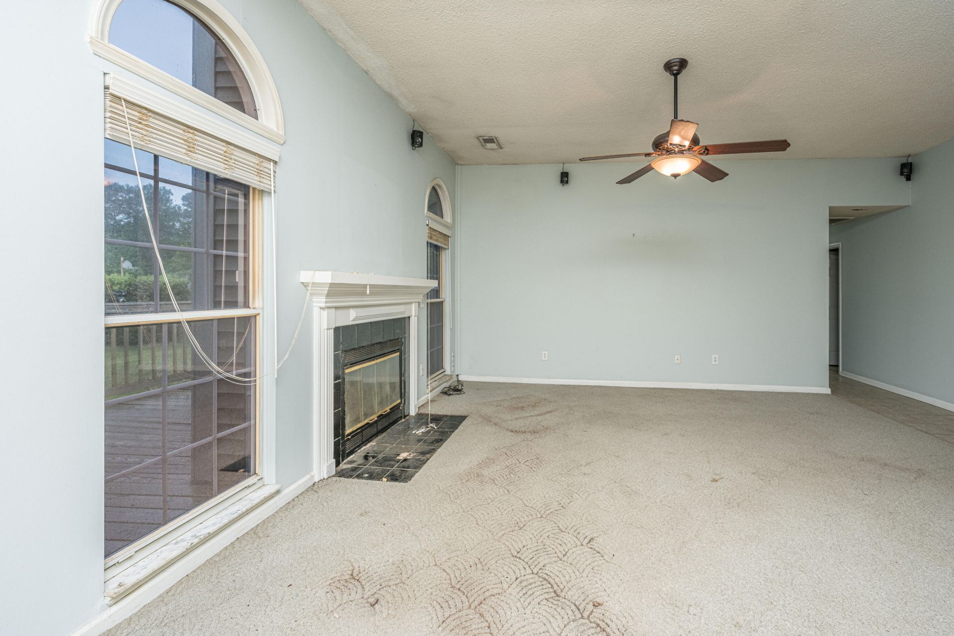 1383 Downsberry Drive Photo 8