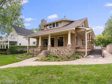 817 N Main (Unit B) Street, Rochester, MI 48307