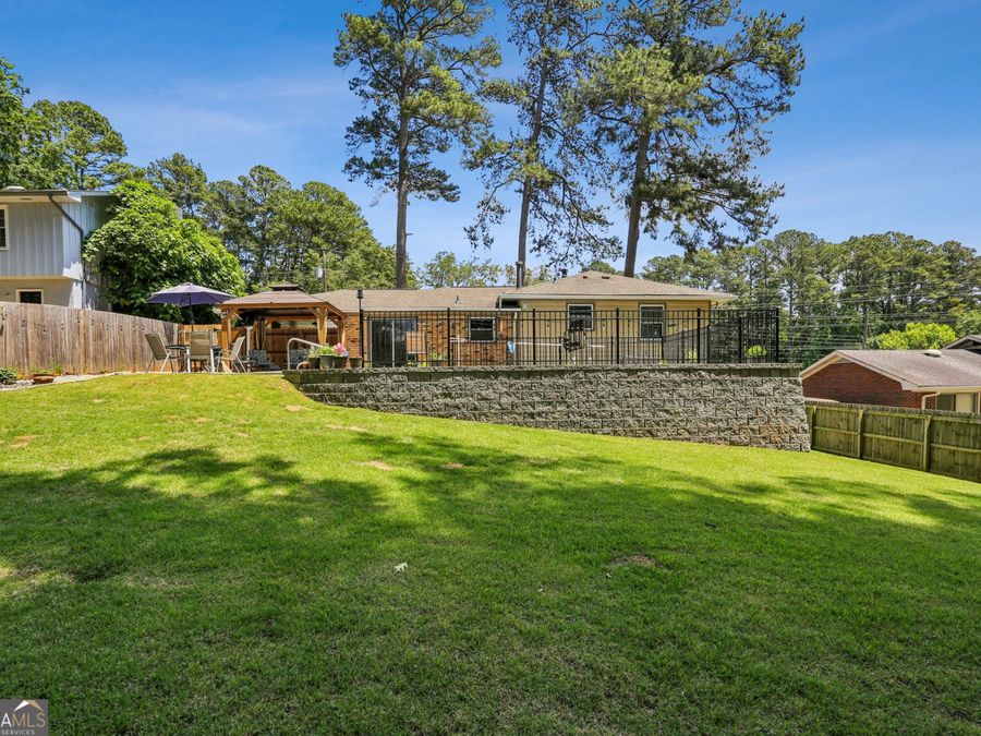 Property Image 8