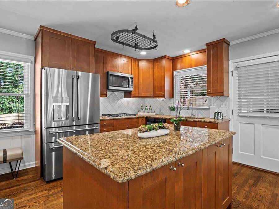 Property Image 12