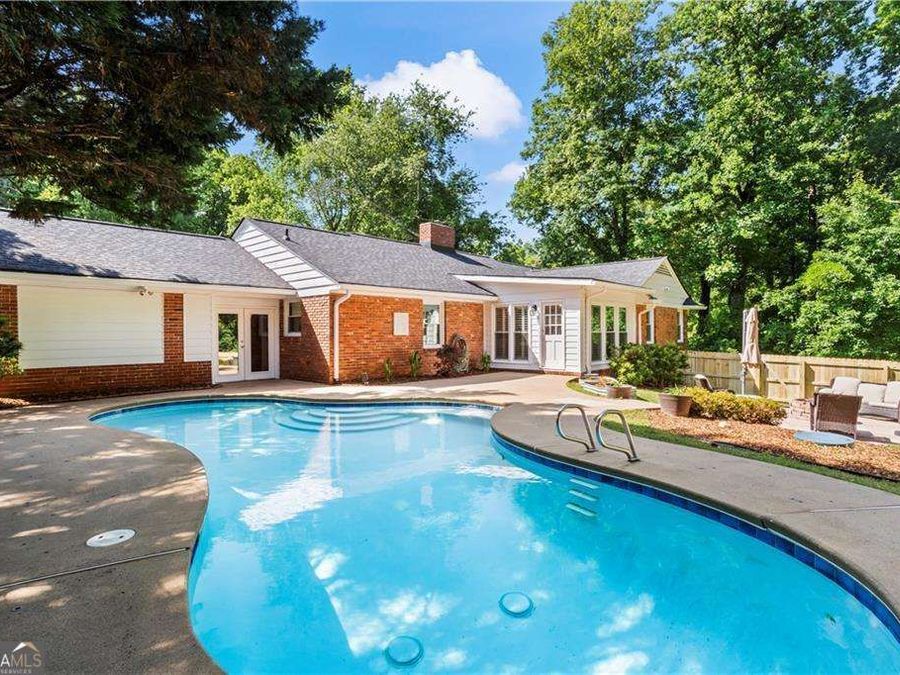 Property Image 32