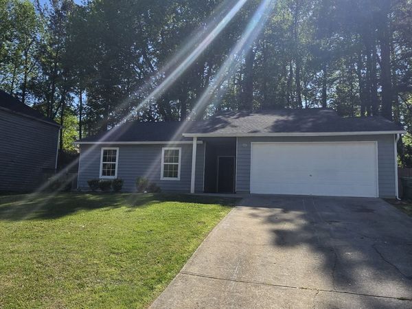 1366 Peninsula Trace, Lawrenceville, GA 30044