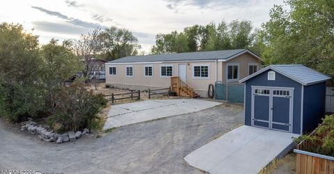 408 E Gepford Parkway, Sun Valley, NV 89433 Photo