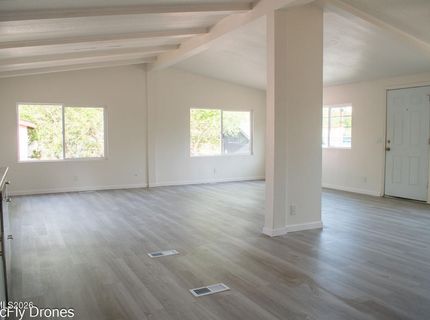 408 E Gepford Parkway, Sun Valley, NV 89433 Photo