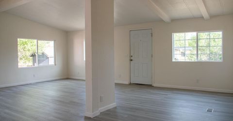 408 E Gepford Parkway, Sun Valley, NV 89433 Photo