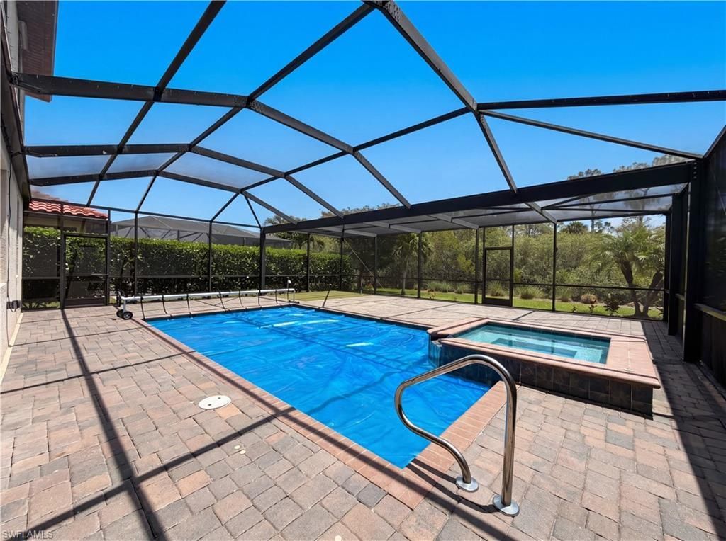 1588 Vizcaya Ln, Naples, FL 34113 Photo