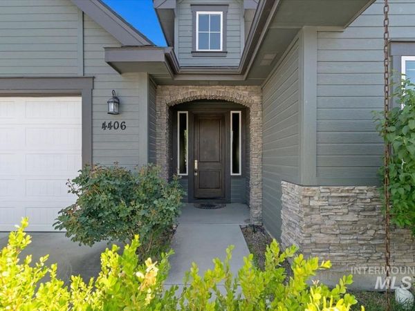 4406 S Lava Springs Loop, Nampa, ID 83686