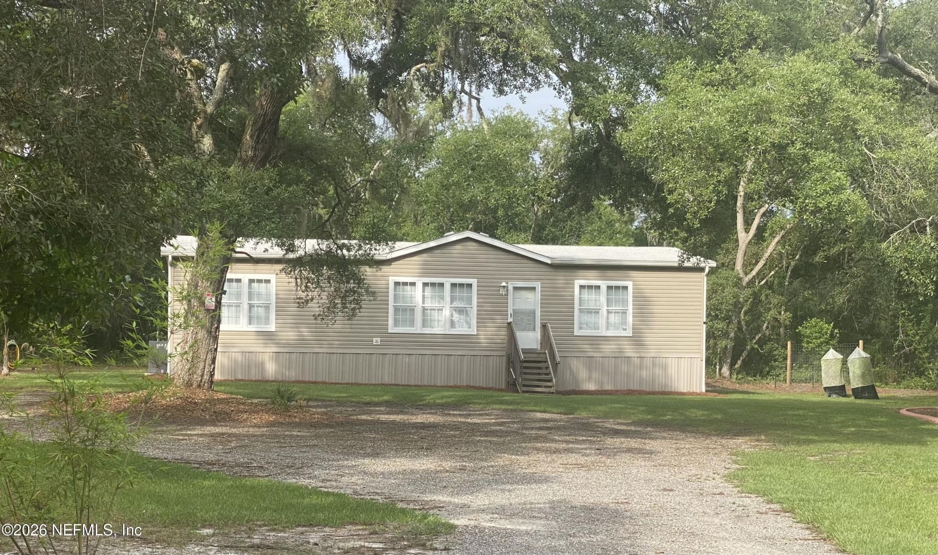 265 Lake Como Drive, Pomona Park, FL 32181 Photo
