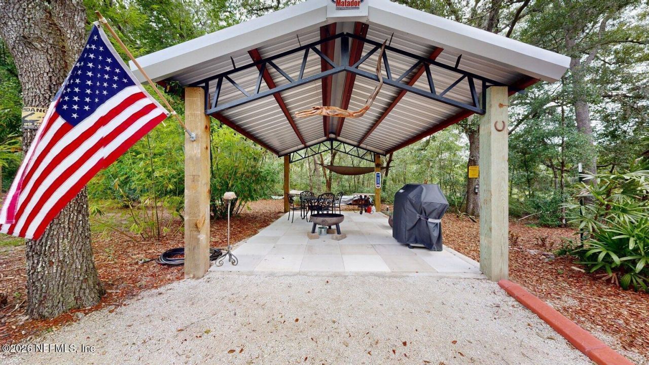 265 Lake Como Drive, Pomona Park, FL 32181 Photo
