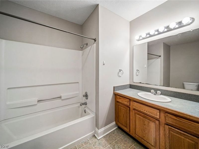 585-583 E Buchtel Avenue, Akron, OH 44304 Photo 19