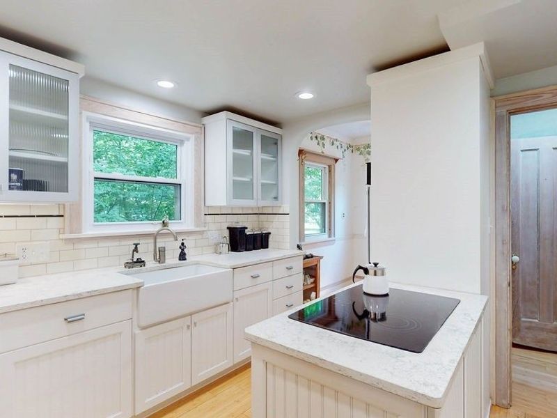 7673 Fairview Avenue, Mentor, OH 44060 Photo 12