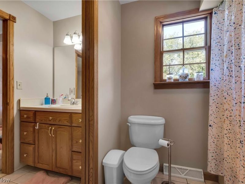 49800 Lantz Court, East Liverpool, OH 43920 Photo 28