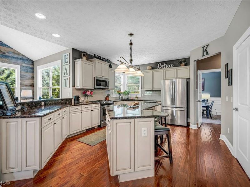 20374 Tramore Lane, Strongsville, OH 44149 Photo 17