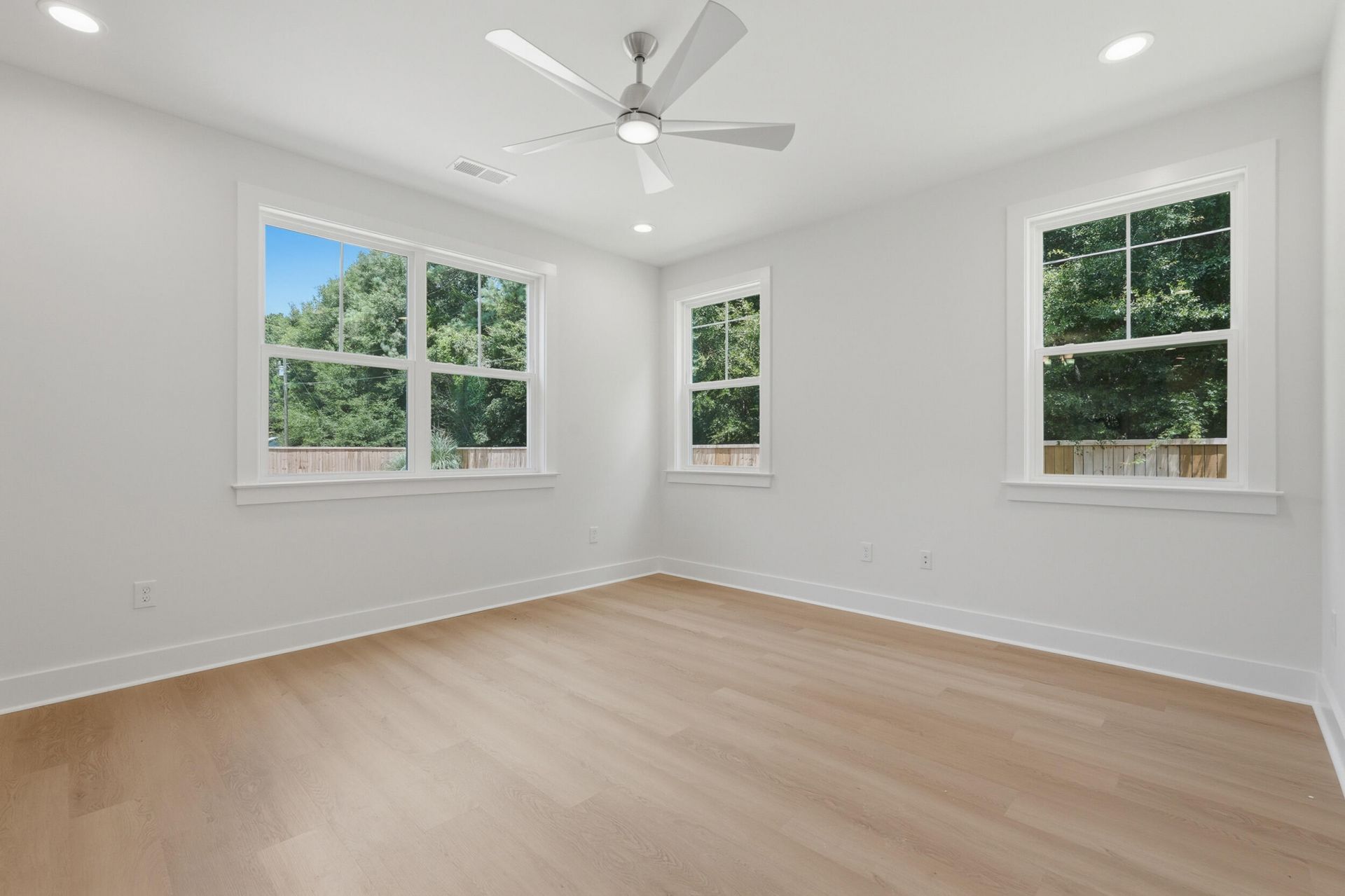 3314 Log Cabin Road Photo 6