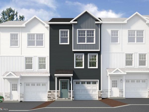 184 HIGHPOINT PARK DRIVE , PLEASANT GAP, PA 16823