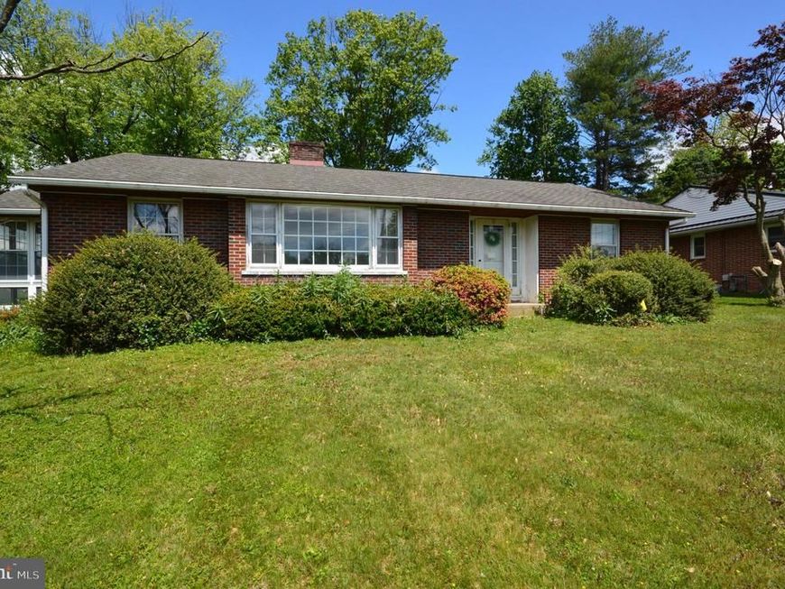 15 E Locust Street, Oxford, PA 19363 Main Photo