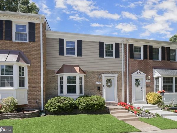 1764 CASTLEFORD SQUARE , CROFTON, MD 21114