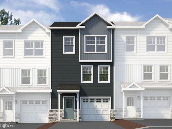 180 HIGHPOINT PARK DRIVE , PLEASANT GAP, PA 16823