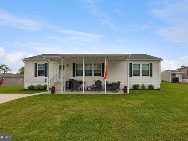 1003 ELM STREET, NEW PROVIDENCE, PA 17560