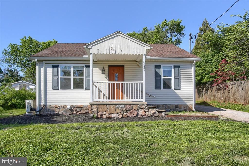 5927 SUSQUEHANNA TRAIL, MANCHESTER, PA 17345