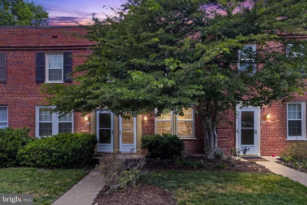 2701 16th Street S, Unit 633, Arlington, VA 22204 Main Photo